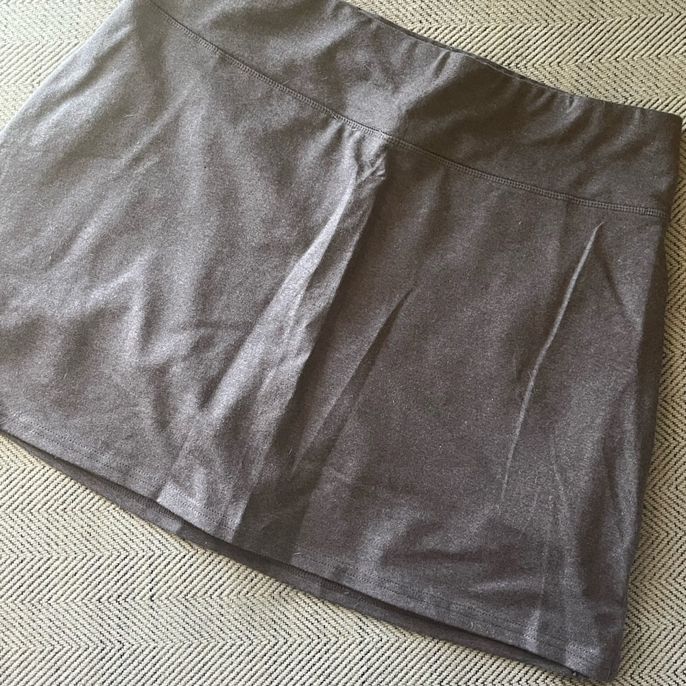 Pact Organic Heathered Brown Skort Size Large - Picture 2 of 6